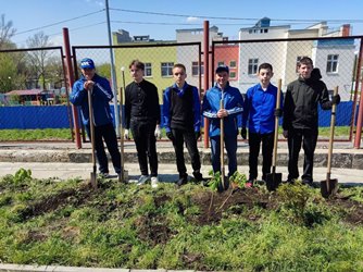 Алексей Сидоров принял участие в акции «Сад памяти» 